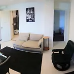 Sunrise - Self Check In - Free Parking Апартаменти *