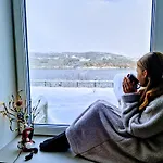 Sunrise - Self Check In - Free Parking Апартаменти *