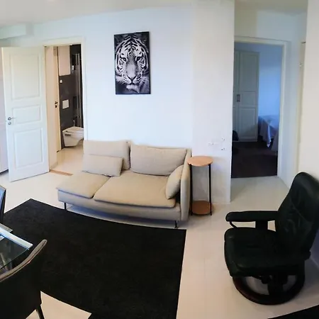 Sunrise - Self Check In - Free Parking Apartmán *