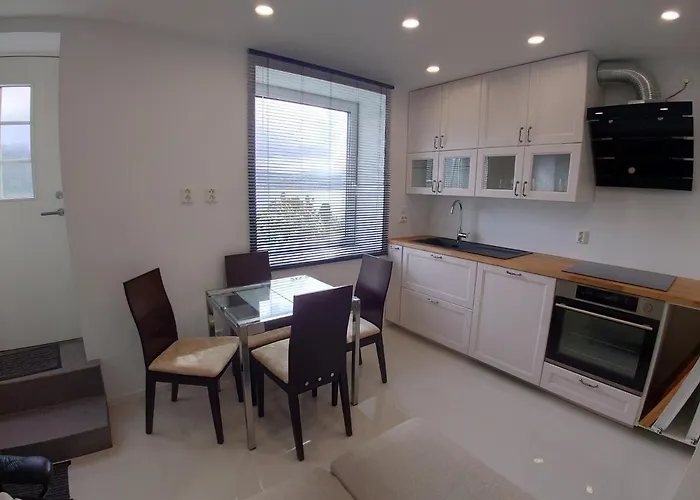 Sunrise - Self Check In - Free Parking Apartman