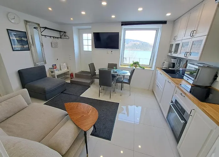 Sunrise - Self Check In - Free Parking Apartman